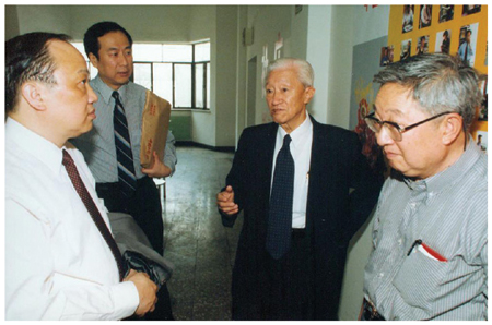 艱苦創業 中國日報名揚天下