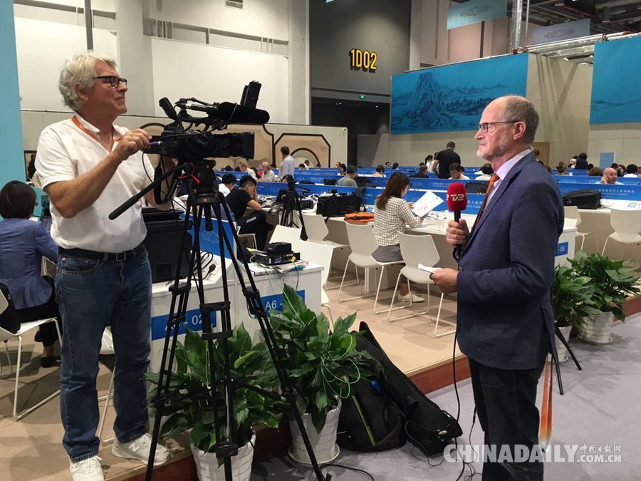 杭州G20領導人峰會開幕 外國記者爭相報道