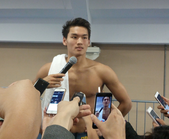 浙江小將徐嘉余男子100米仰泳摘銀 自信表示賽場(chǎng)表現(xiàn)自己即能把握機(jī)會(huì) 