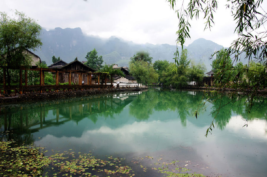 習(xí)近平軍令如山！脫不了貧就脫“烏紗帽”