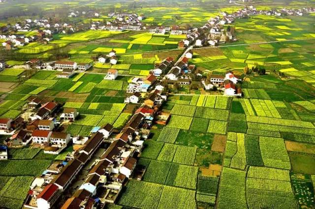 向著全面建成小康社會(huì)奮力沖刺——從“十三五”規(guī)劃綱要編制看治國(guó)理政新實(shí)踐