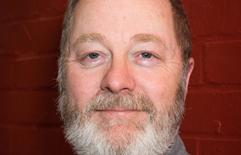 【2018兩會·改革新征程】習近平講話強調推動經濟高質量發展 獲國際學者點贊