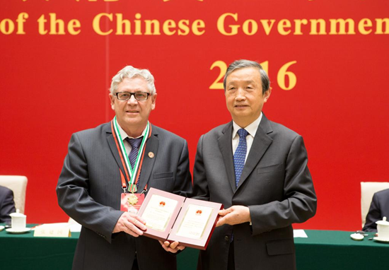 【老外談】俄頂尖科學家：共產(chǎn)黨的領(lǐng)導是中國成功的關(guān)鍵