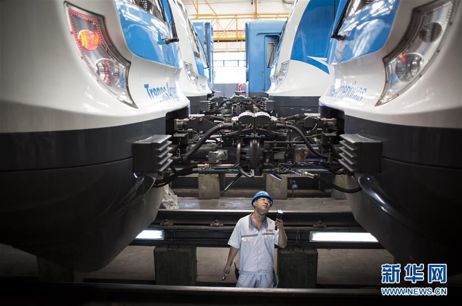 深化中歐中拉務(wù)實合作 發(fā)出捍衛(wèi)多邊主義強音