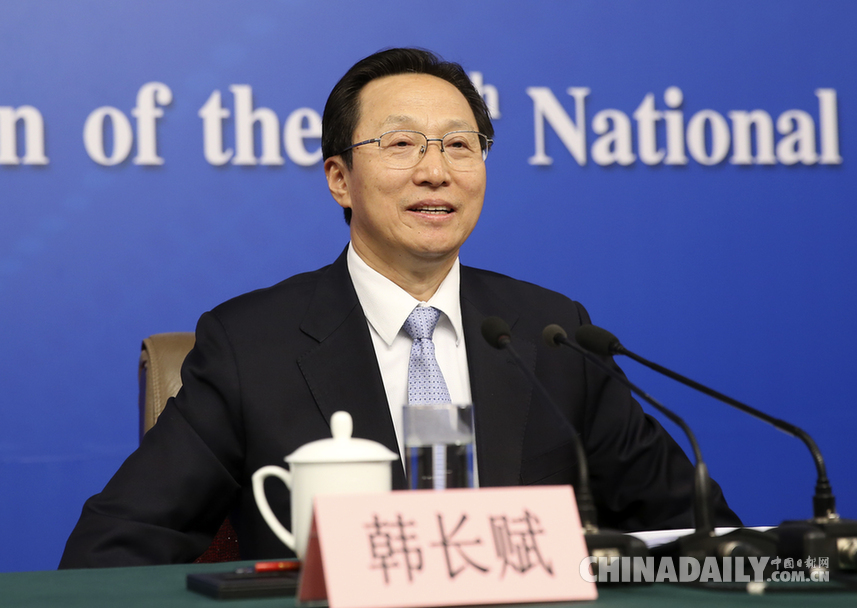 農(nóng)業(yè)部部長(zhǎng)韓長(zhǎng)賦等就“推進(jìn)農(nóng)業(yè)供給側(cè)結(jié)構(gòu)性改革”答記者問(wèn)