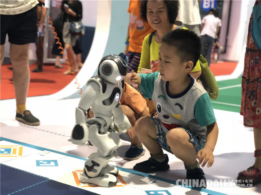 高顏值+神技能！一大波機器人“明星”亮相2018世界機器人大會