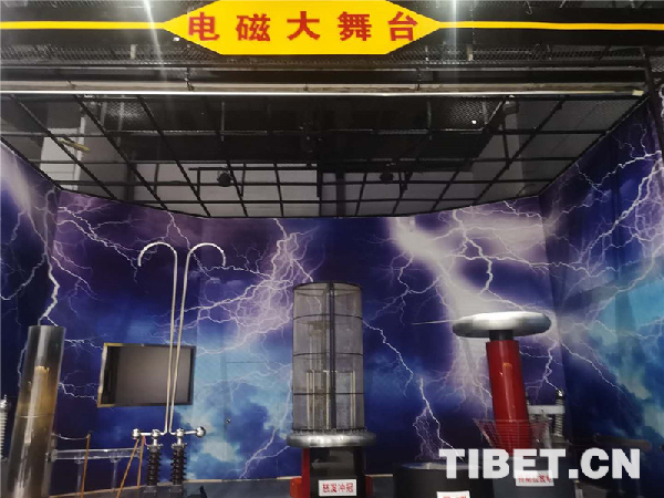 【新時代•幸福美麗新邊疆】帶你走進克拉瑪依科技館：抓住暑假的尾巴一起“玩轉”科學