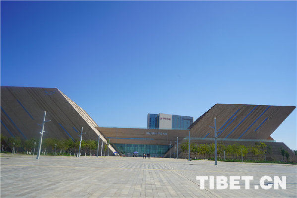 【新時代•幸福美麗新邊疆】帶你走進克拉瑪依科技館：抓住暑假的尾巴一起“玩轉”科學