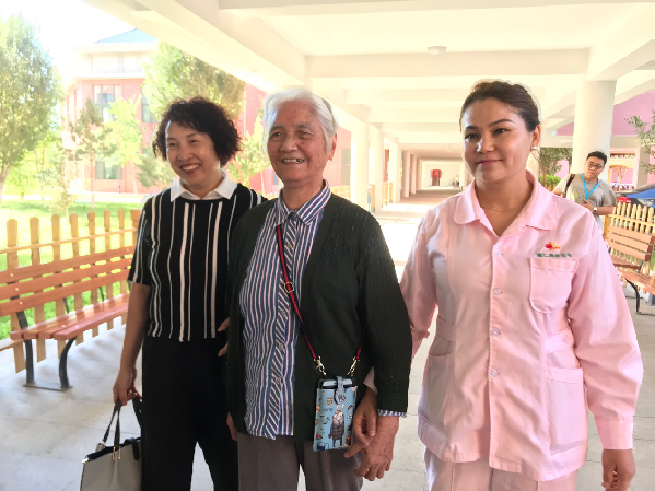 【新時代·幸福美麗新邊疆】克拉瑪依黑油山老年社區：溫馨社區幸福長 點亮回憶追青春