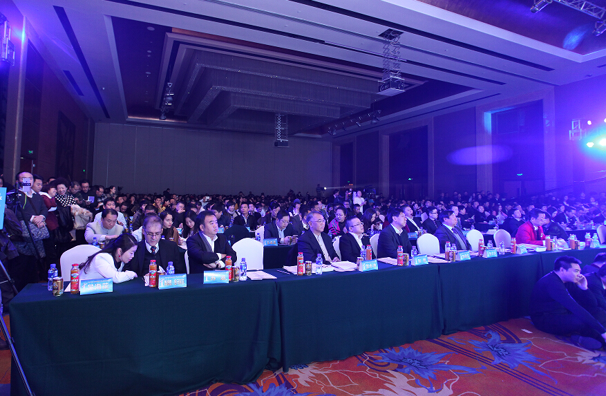 萬科集團副總裁劉肖榮獲地產華表獎年度貢獻人物