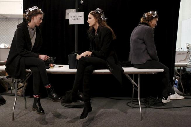 2016秋冬紐約時裝周 模特后臺精彩揭秘