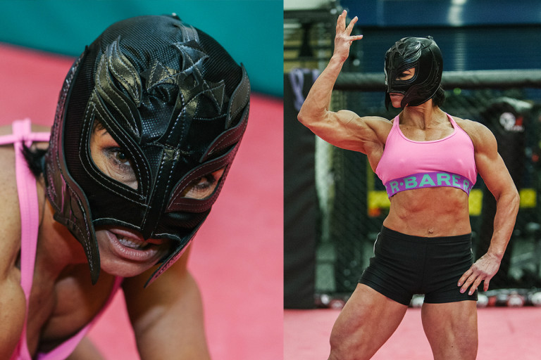 英國(guó)女模特摔跤館 吸引大批男性花錢買揍