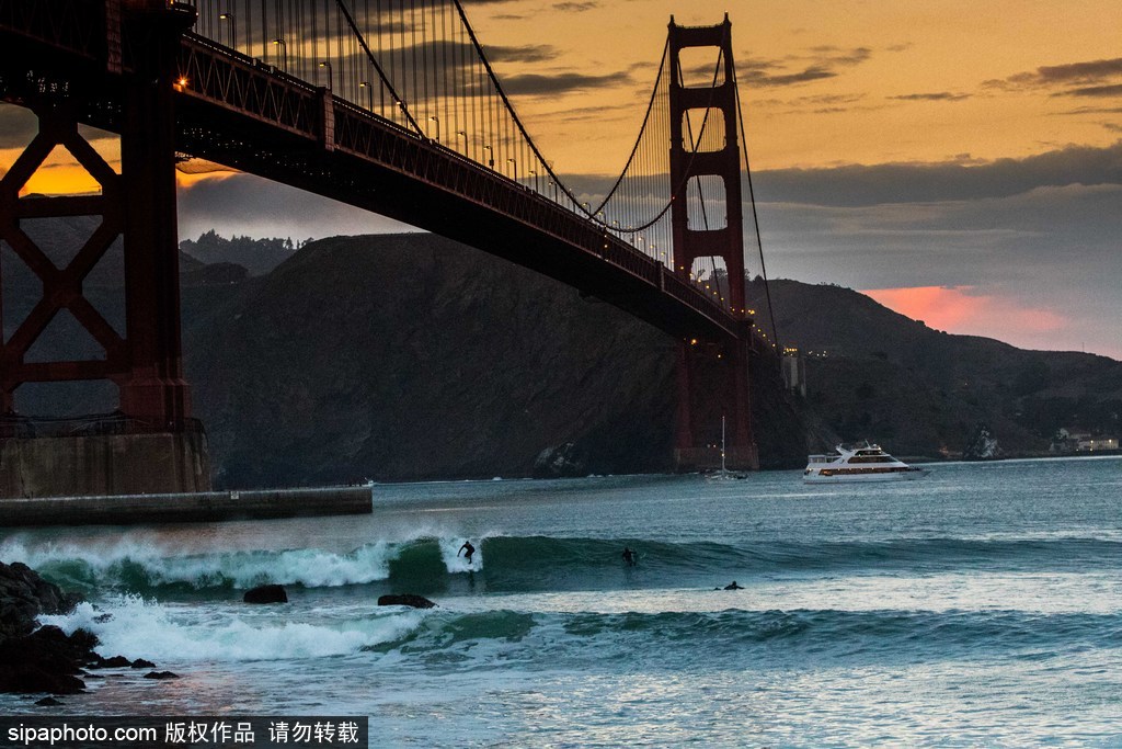 一切都與大海有關 沖浪攝影師獨特視角展示海洋魅力