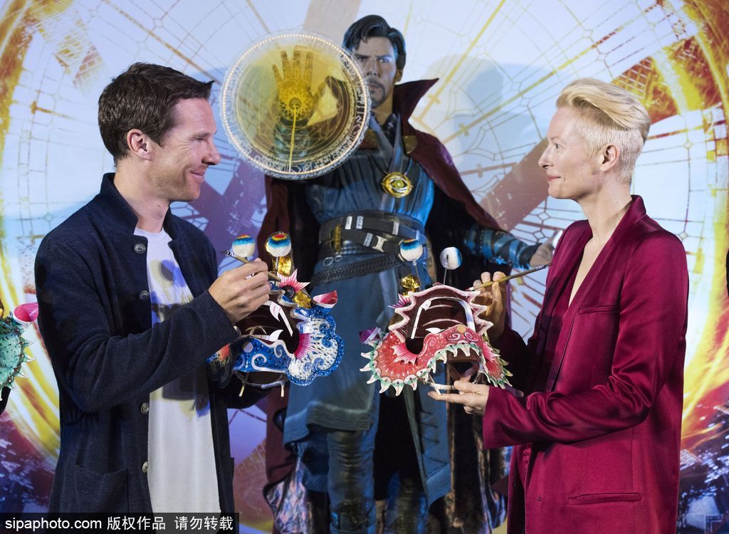 《奇異博士》香港發(fā)布會(huì) “女王”蒂爾達(dá)·斯文頓氣場強(qiáng)大力壓卷福