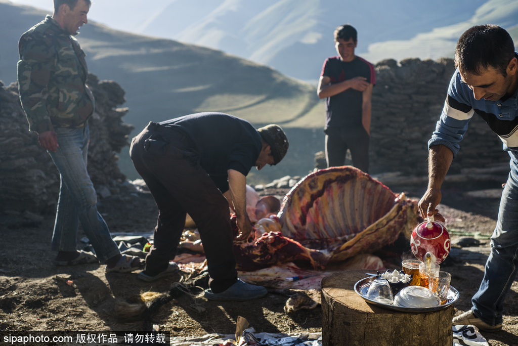 高加索深山里的古老村莊 原生態淳樸生活愜意悠閑