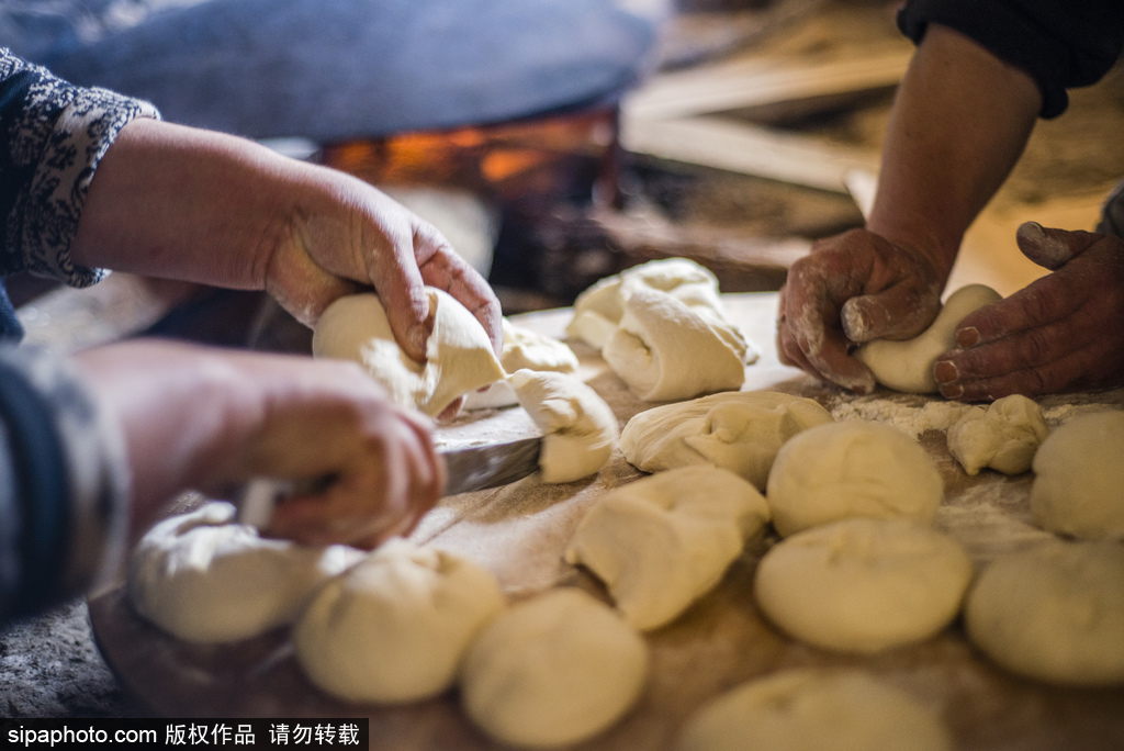 高加索深山里的古老村莊 原生態淳樸生活愜意悠閑