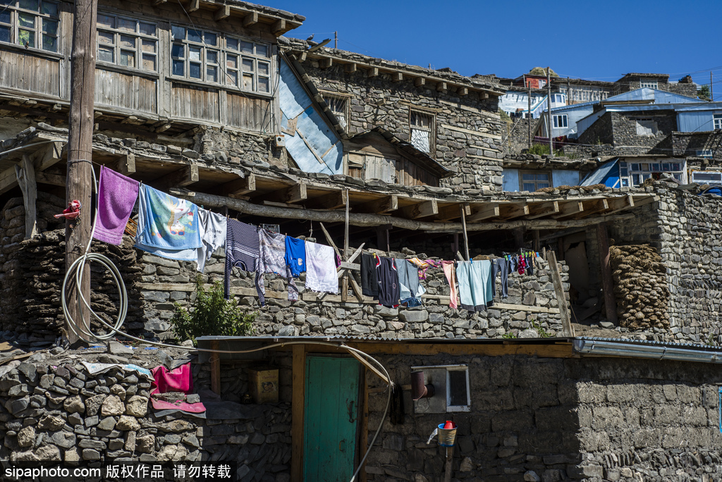 高加索深山里的古老村莊 原生態淳樸生活愜意悠閑