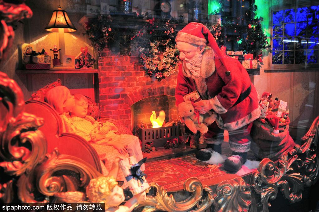 盤(pán)點(diǎn)：世界各地圣誕櫥窗大比拼 總有一款適合你