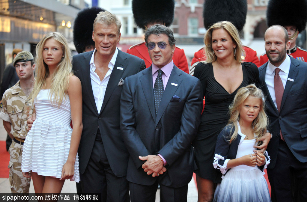 盤點人生贏家史泰龍的超模女兒團！他說“最好永遠不長大”