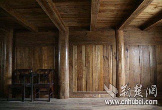 大爺拆遷才知老宅值8億 全是金絲楠木建成(組圖)