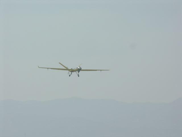 龍?zhí)ь^后震四海 中國(guó)翼龍Ⅱ成功首飛