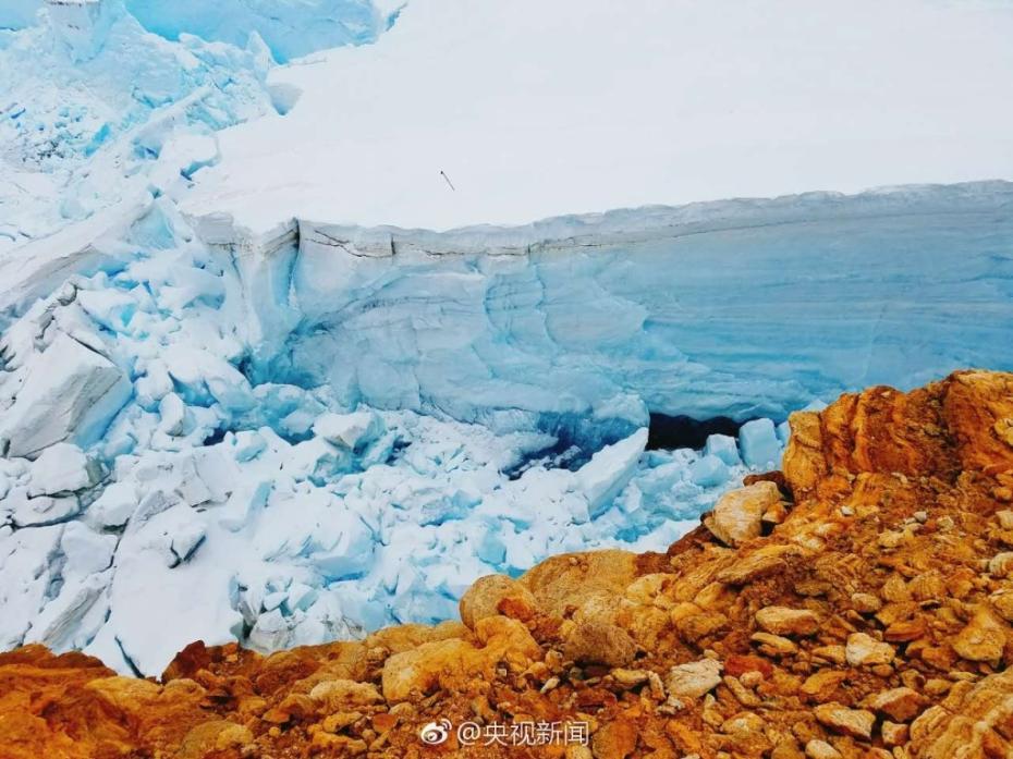 直擊二月南極風(fēng)光 有極光有萌寵（組圖）