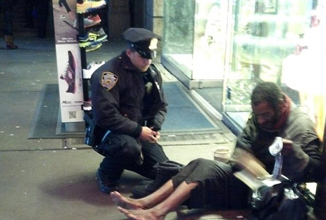 人間自有真情在！鏡頭記錄全球溫情瞬間（組圖）