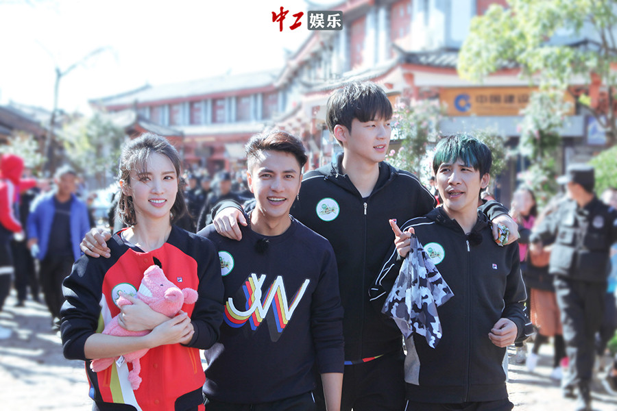 《二十四小時》“時空水手”麗江上演尋龍記 陳坤賣萌闖關