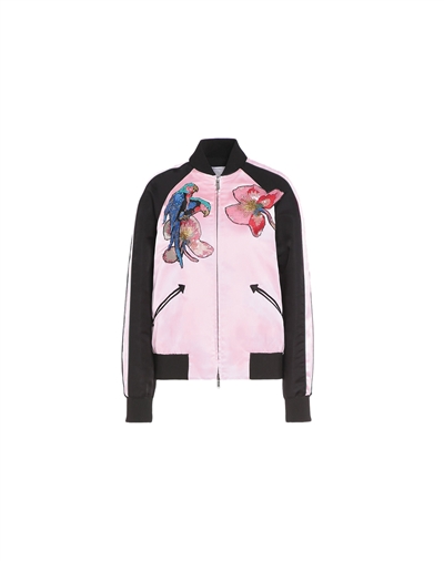 職場(chǎng)變身計(jì) 既專業(yè)應(yīng)景又富有潮流新意