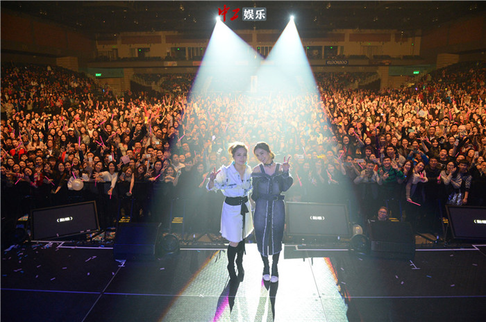 Twins美國演唱會圓滿落幕 國內(nèi)巡演即將唱響