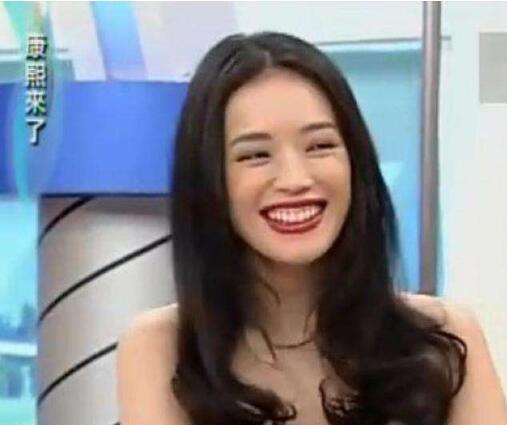 她是最美?；佒盗耗滩杳妹?因參加何炅的節目形象崩塌