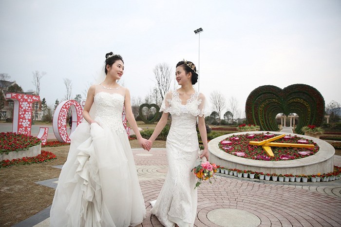 準空姐化妝體驗18歲到70歲 含淚給母親打電話