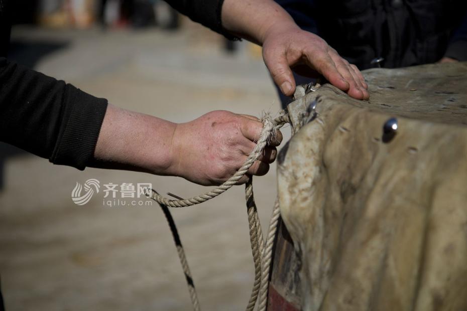 探訪(fǎng)山東濱州制鼓藝人 鼓面上跳出踢踏舞（圖）