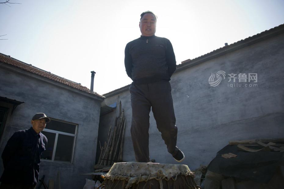 探訪山東濱州制鼓藝人 鼓面上跳出踢踏舞（圖）