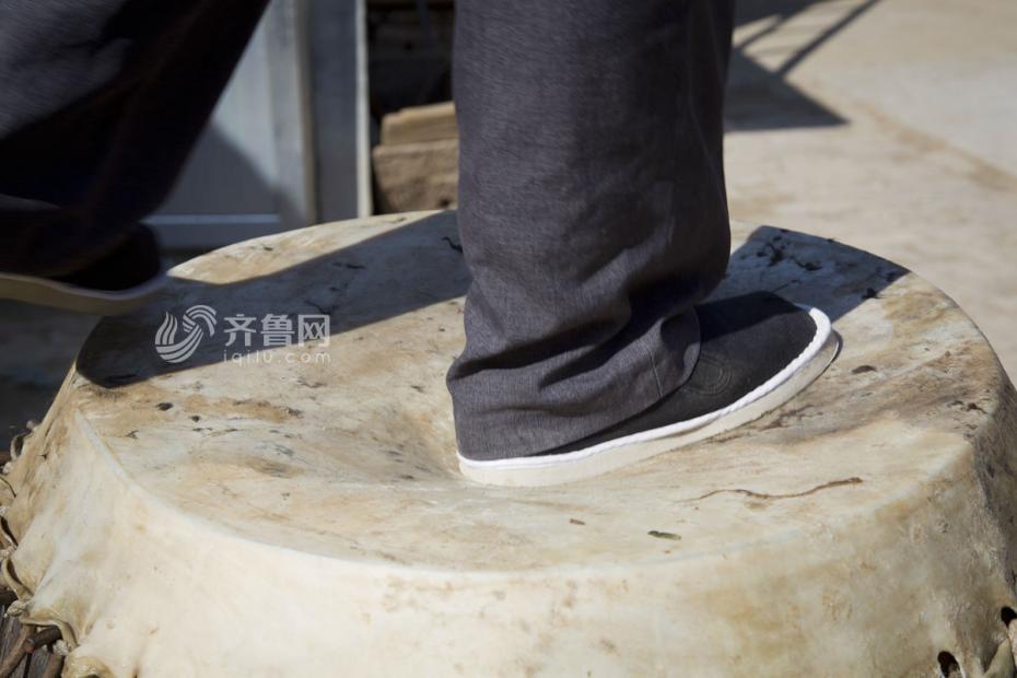 探訪山東濱州制鼓藝人 鼓面上跳出踢踏舞（圖）