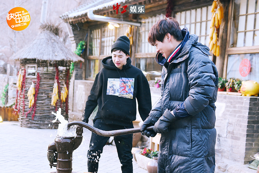 《向往的生活》魏大勛楊迪王倩做客 熊孩子“逗趣”歡樂多