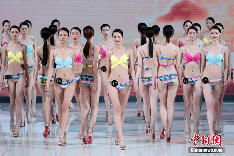 中國(guó)超級(jí)模特大賽舉行 滿眼都是大長(zhǎng)腿！