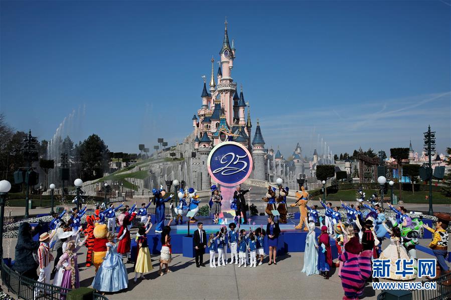 巴黎迪士尼樂園25周年慶典（高清組圖）