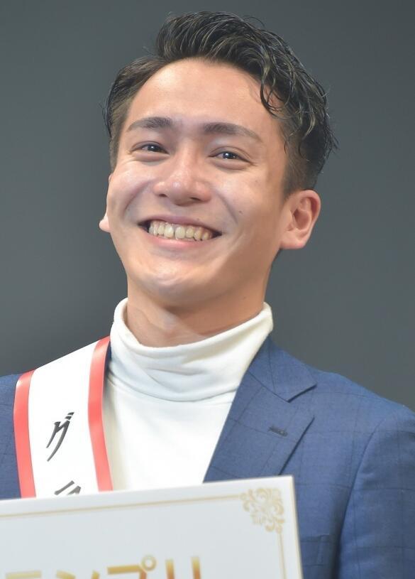 日本2017最美女大學(xué)生出爐 網(wǎng)友：終于不再辣眼睛了