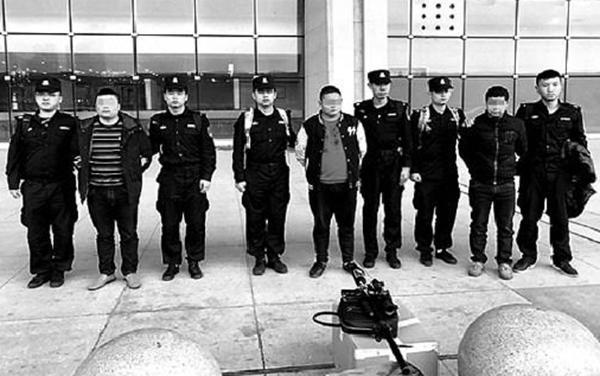 浙江破制售槍支案 繳獲氣槍槍支彈藥近3噸(圖)