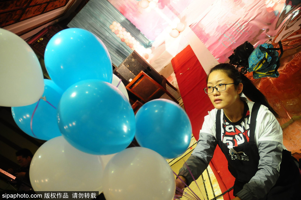 世界這么大！不一定要去迪拜撿垃圾 盤點(diǎn)世界奇葩工種