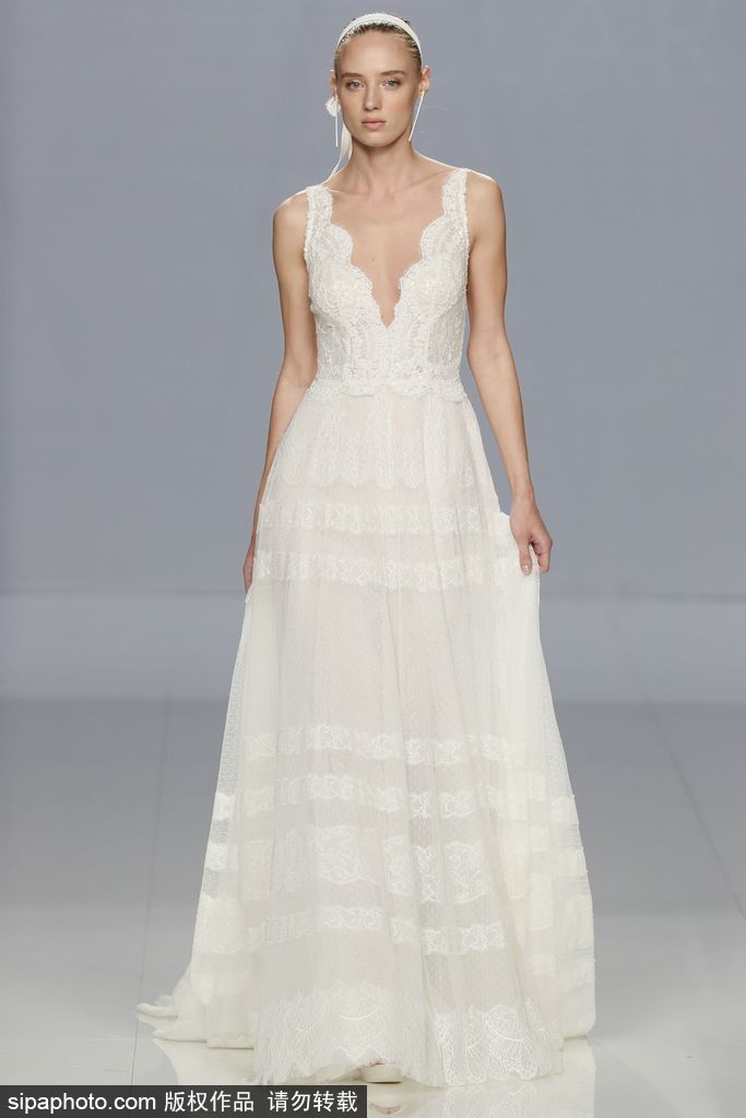 2018巴塞羅那婚紗周開走 純白婚紗唯美優雅