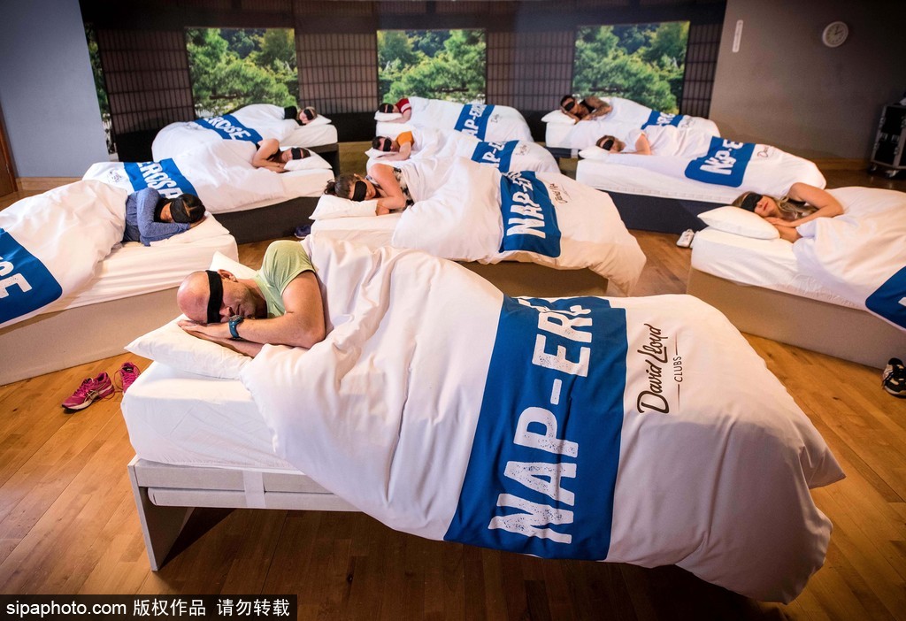 終于可以上課睡覺了！英國一俱樂部推出睡覺課程