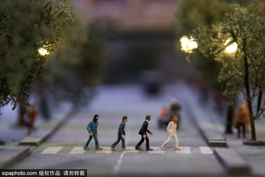 “格列佛之門”微型世界紐約展 讓你從古羅馬玩到火星