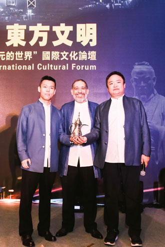 滋養中華美德，讓中華文化再次興盛