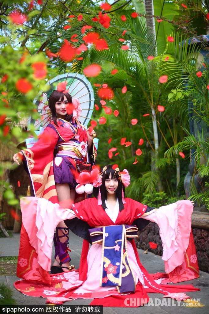 盤點創意畢業照 哪個是你的青春？