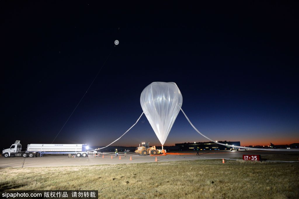 向人體發起挑戰 盤點世界各地“超人”