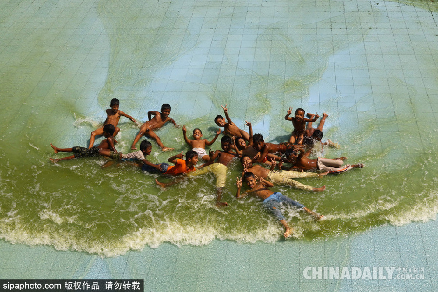 兒童節(jié)：面對生活 他們比成年人更勇敢