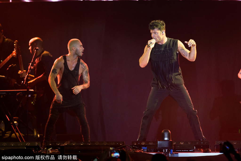 拉丁歌王瑞奇·馬丁西班牙火爆開唱彰顯個(gè)人魅力