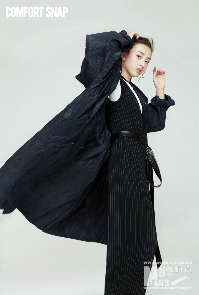 宋祖兒黑白大片曝光 鬼馬少女大秀混搭風